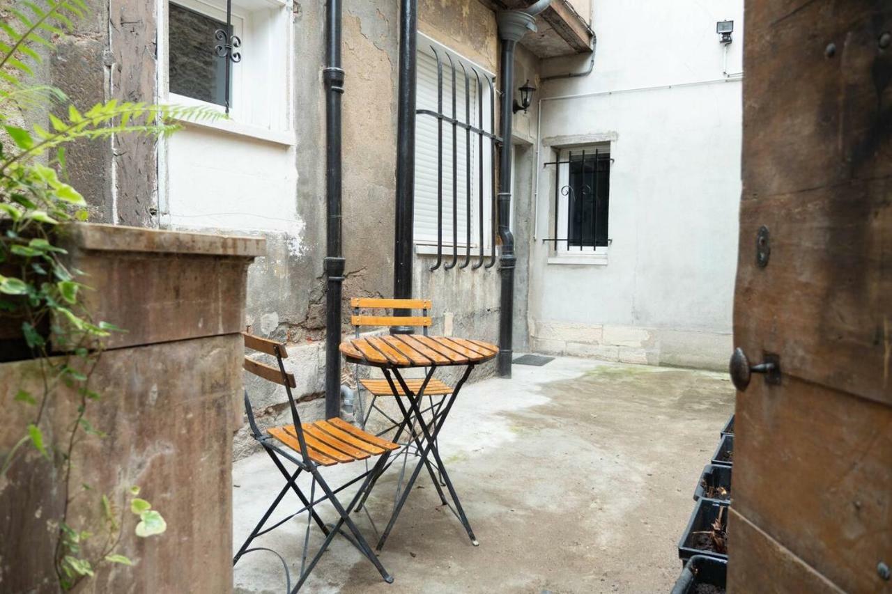 Le Suzon - Les Belles Vues Dijon Apartman Kültér fotó